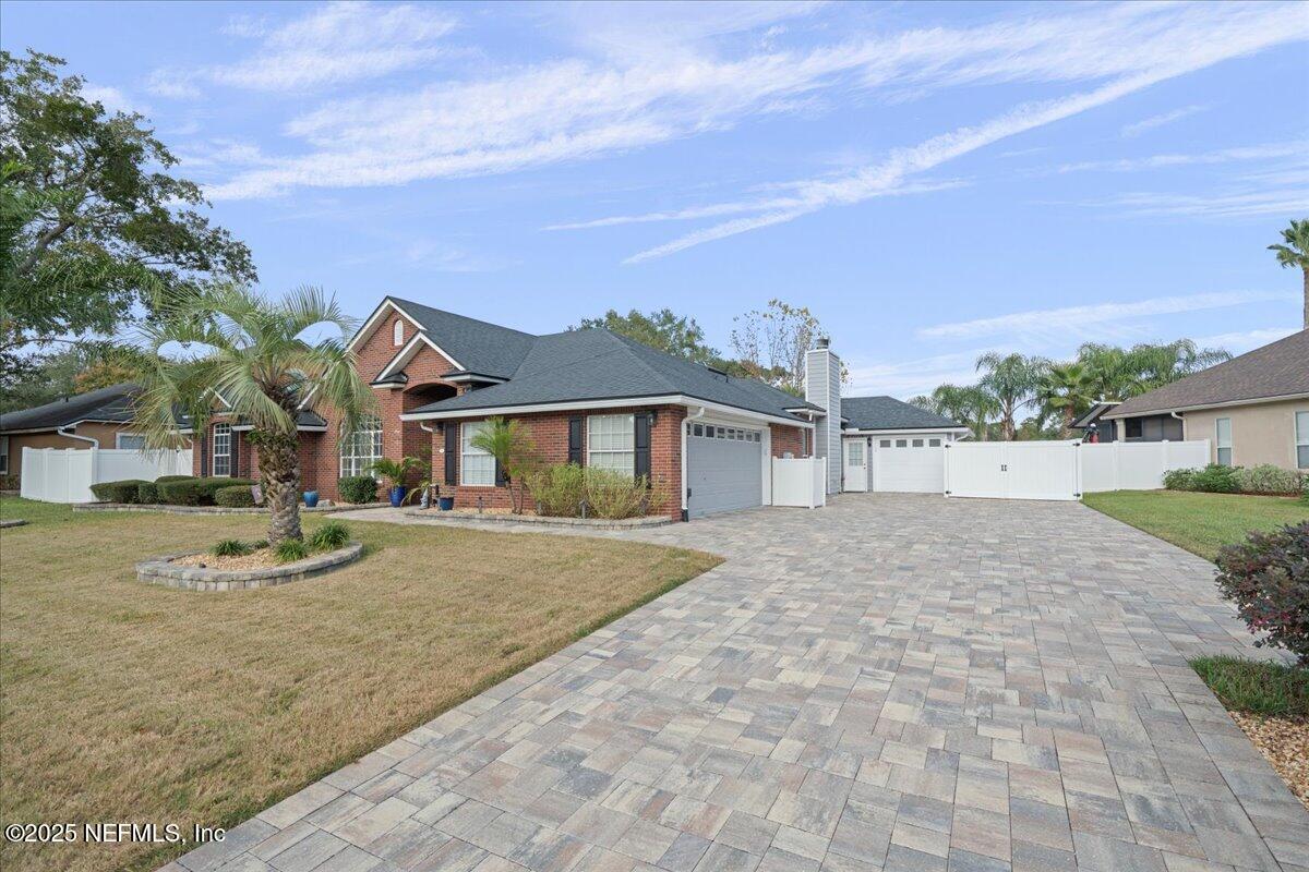 4032 Lonicera Loop St. Johns, FL 32259 - Photo 5 of 113 Driveway