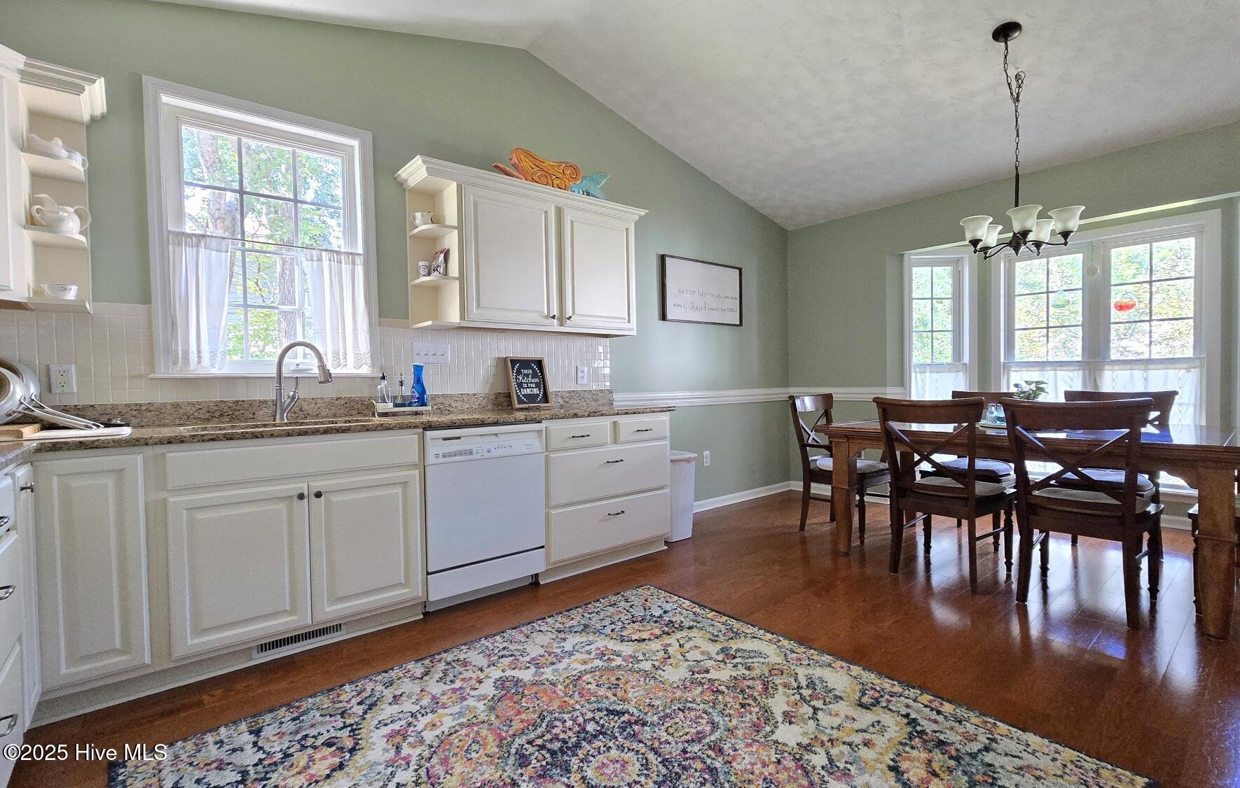 157 White Oak Bluff Road Stella, NC 28582 - Photo 19 of 61 1 (59)