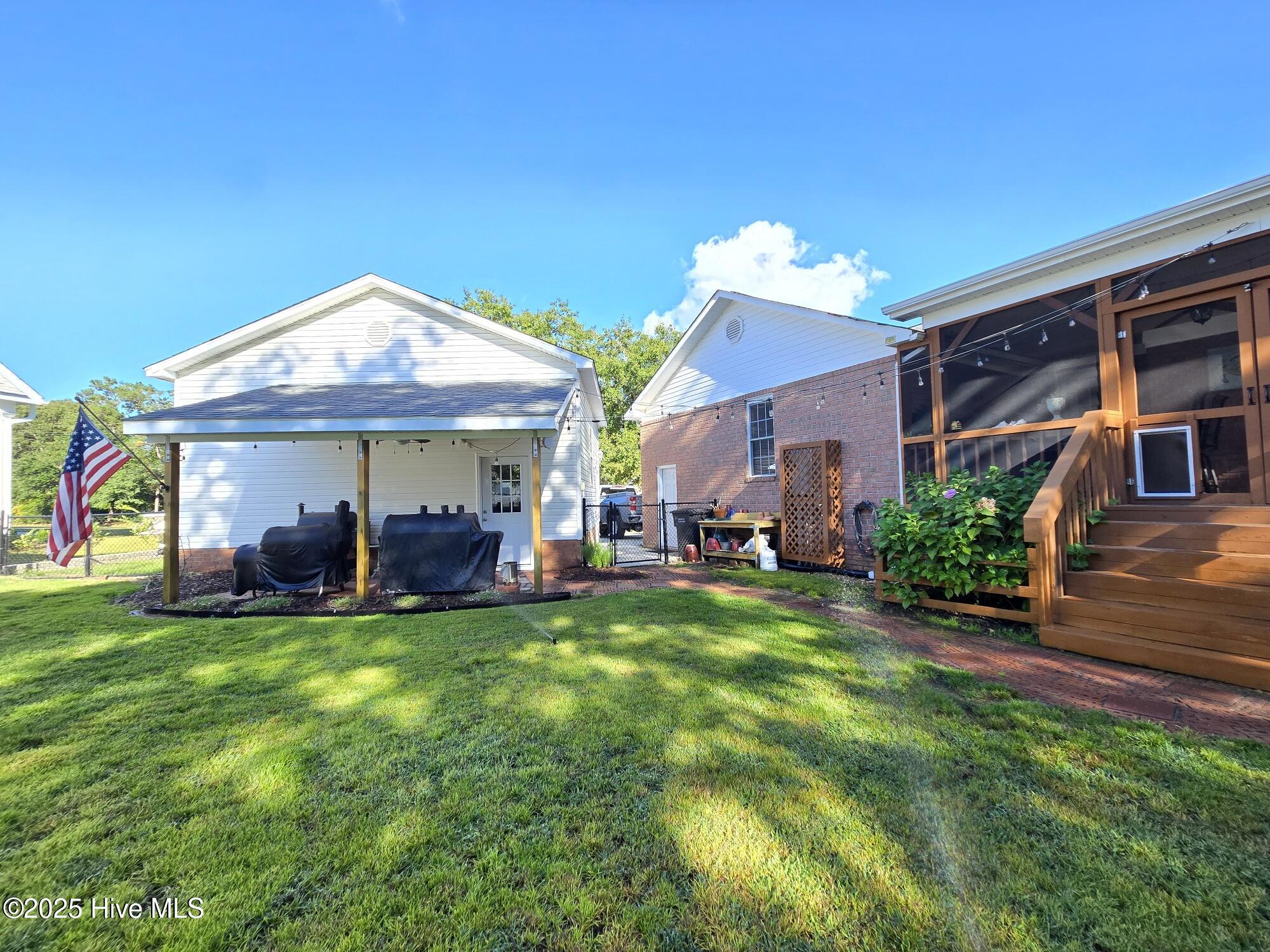 157 White Oak Bluff Road Stella, NC 28582 - Photo 39 of 61 1 (51)