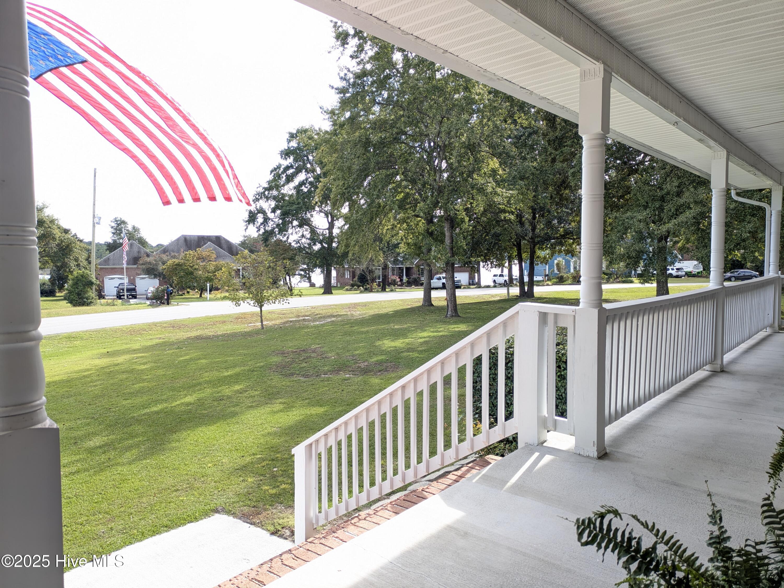 157 White Oak Bluff Road Stella, NC 28582 - Photo 43 of 61 2 (1)