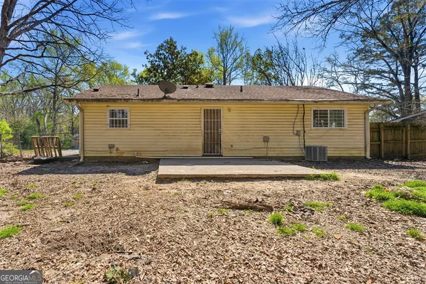 $210,000 | 6015 Landover Circle, Morrow, GA 30260