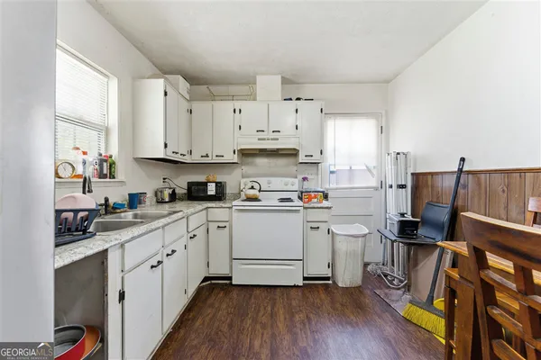 $210,000 | 6015 Landover Circle, Morrow, GA 30260