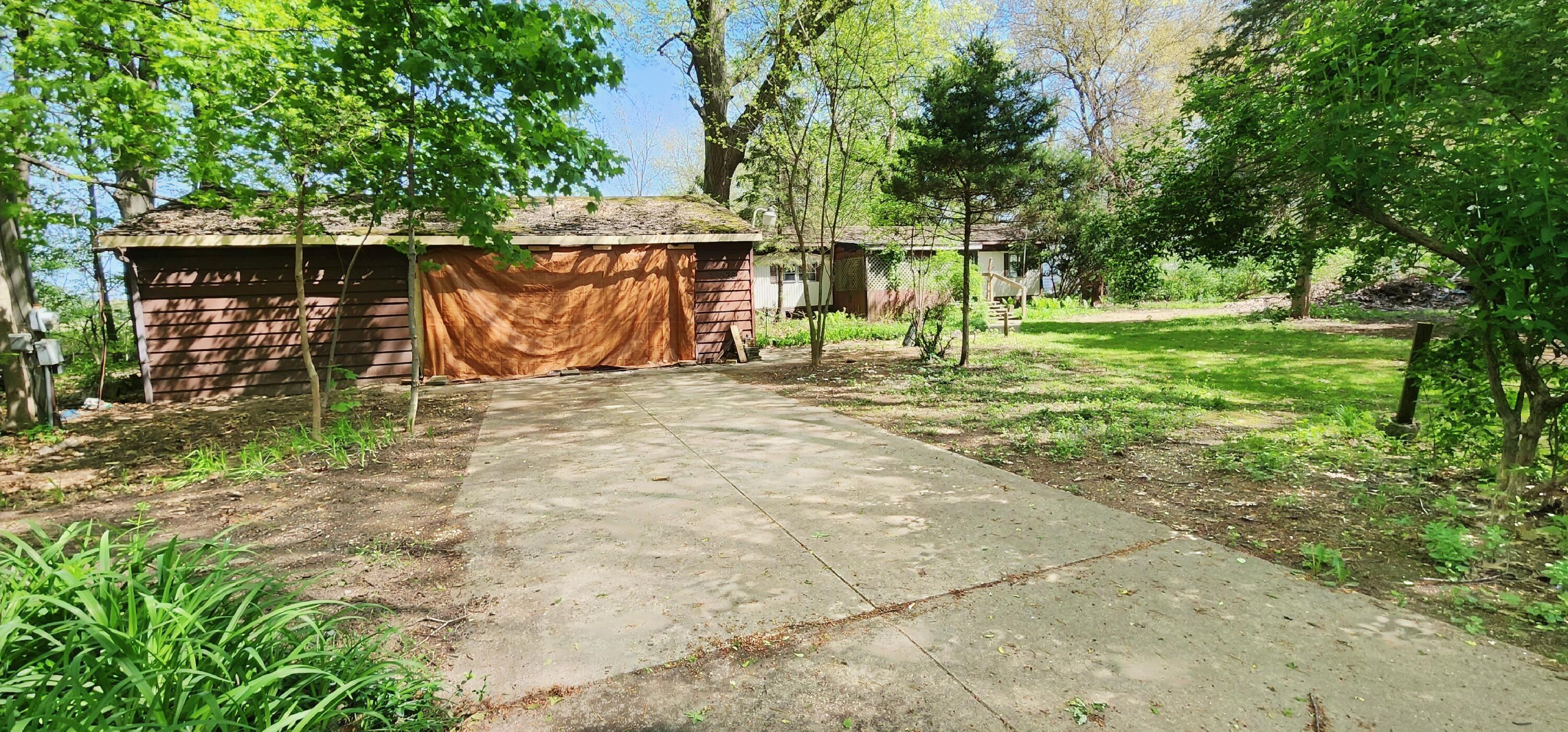23528 River Run Road Mendon, MI 49072 - Photo 3 of 43 20230511_111901