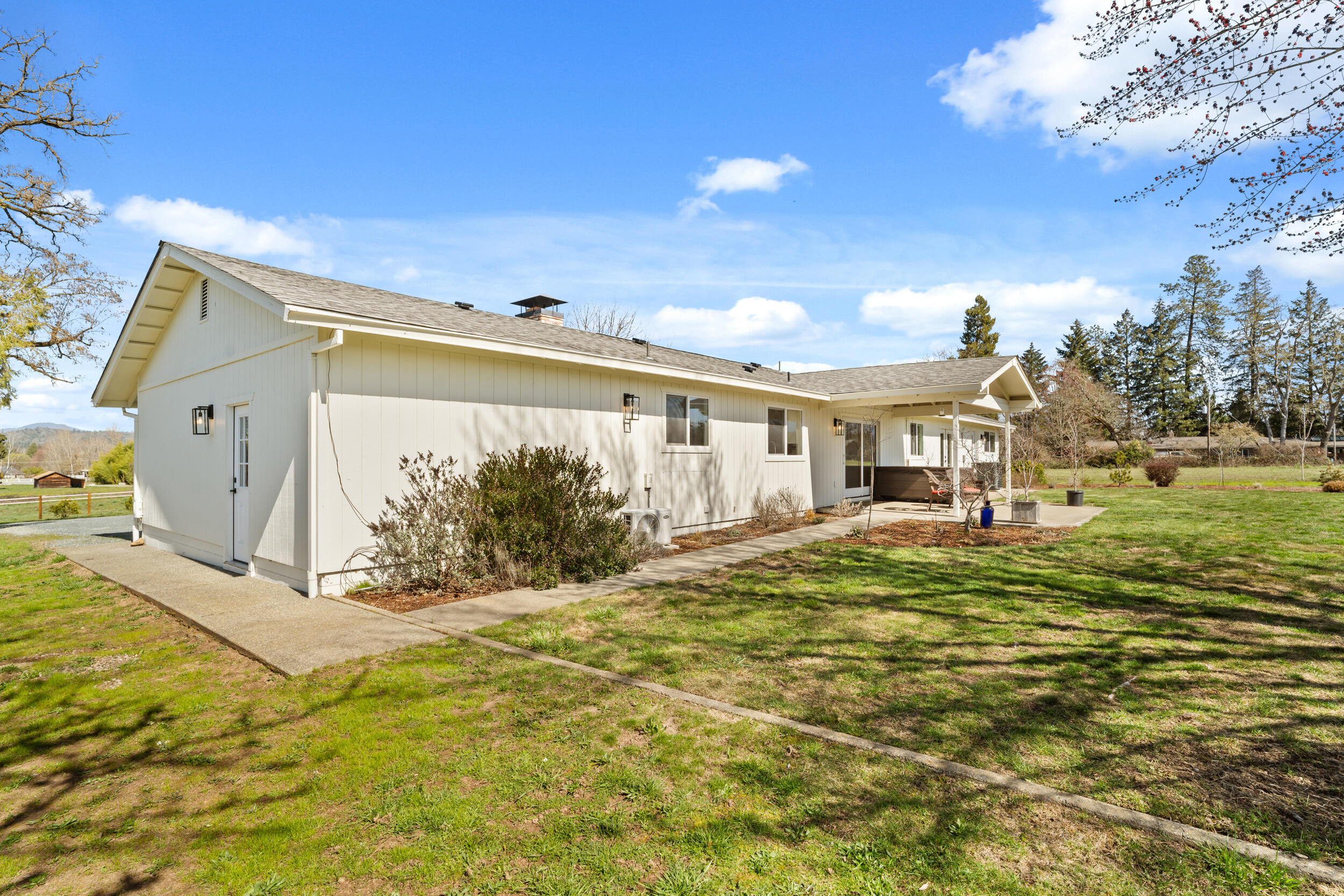 3497 Leonard Road Grants Pass, OR 97527 - Photo 31 of 49 32_3497 leonard road - 31