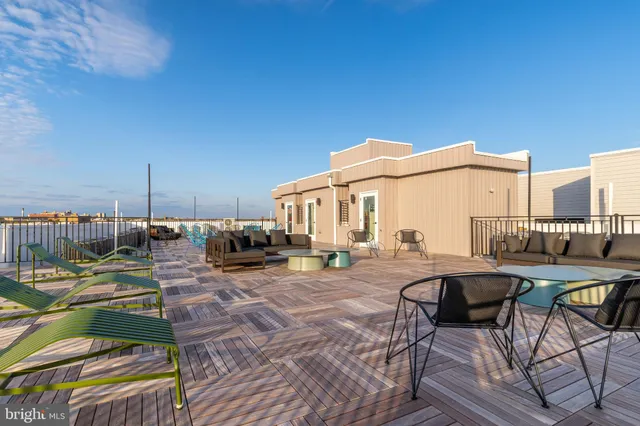 $1,795 | 629 West Girard Avenue, Unit 203, Philadelphia, PA 19123