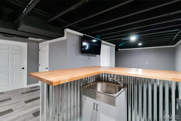 $315,000 | 460 Creek Bend Drive, Moscow Mills, MO 63362