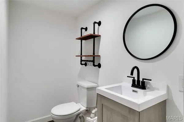 $315,000 | 460 Creek Bend Drive, Moscow Mills, MO 63362