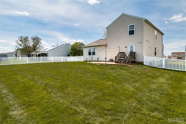 $315,000 | 460 Creek Bend Drive, Moscow Mills, MO 63362