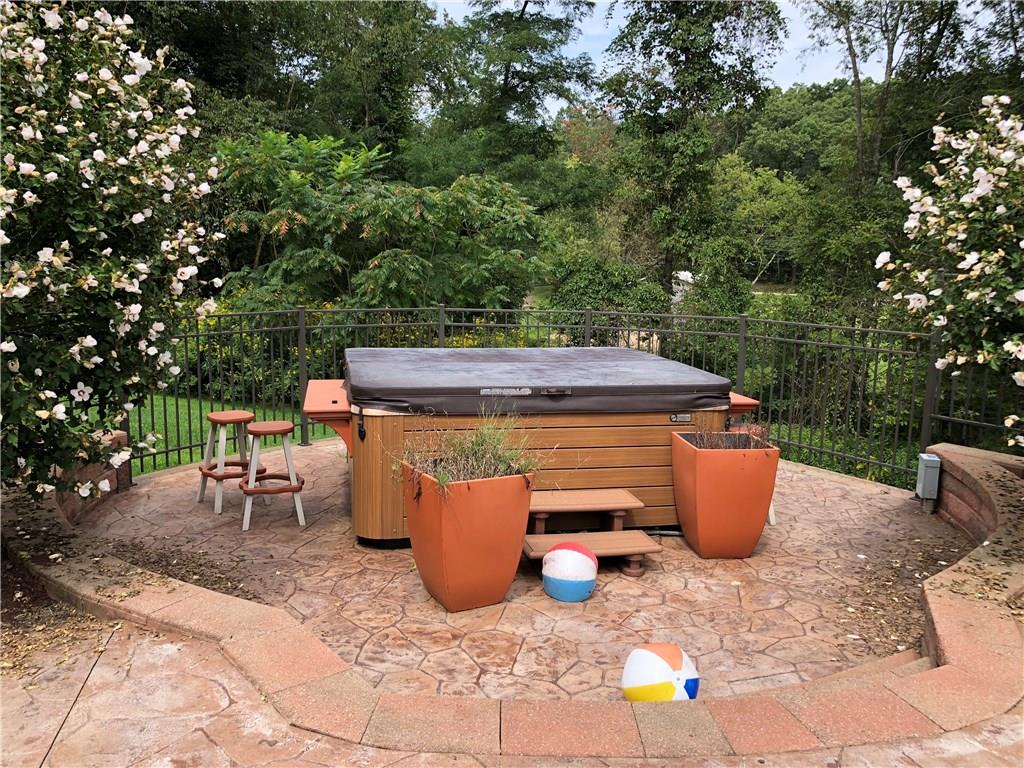 31 Dovercrest Road Eighty Four, PA 15330 - Photo 23 of 23 Hot tub area.