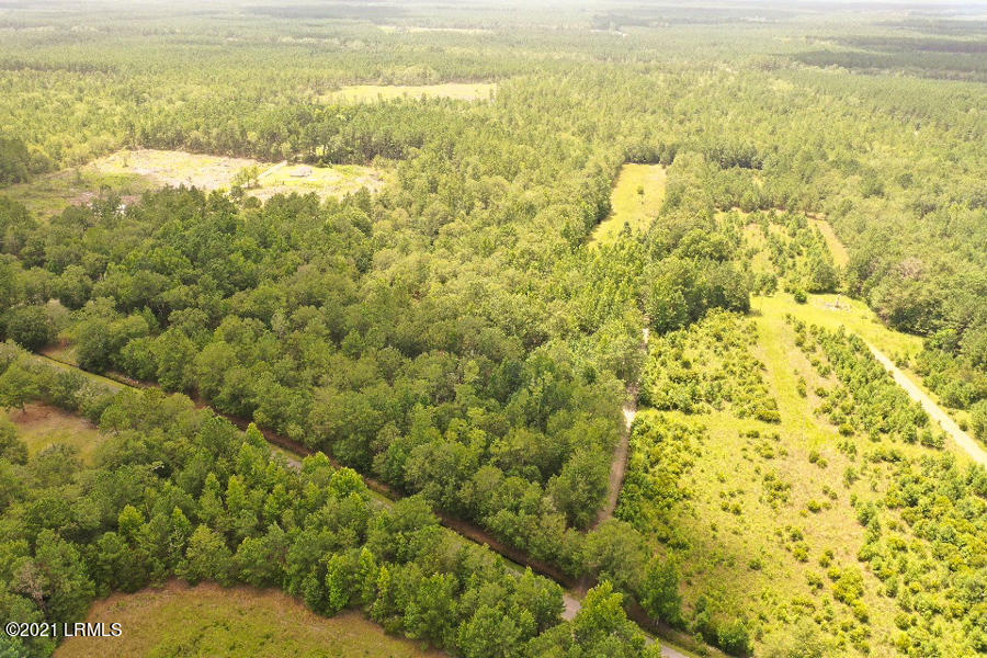 300 Woodsville Road Pineland, SC 29934 - Photo 2 of 27 02