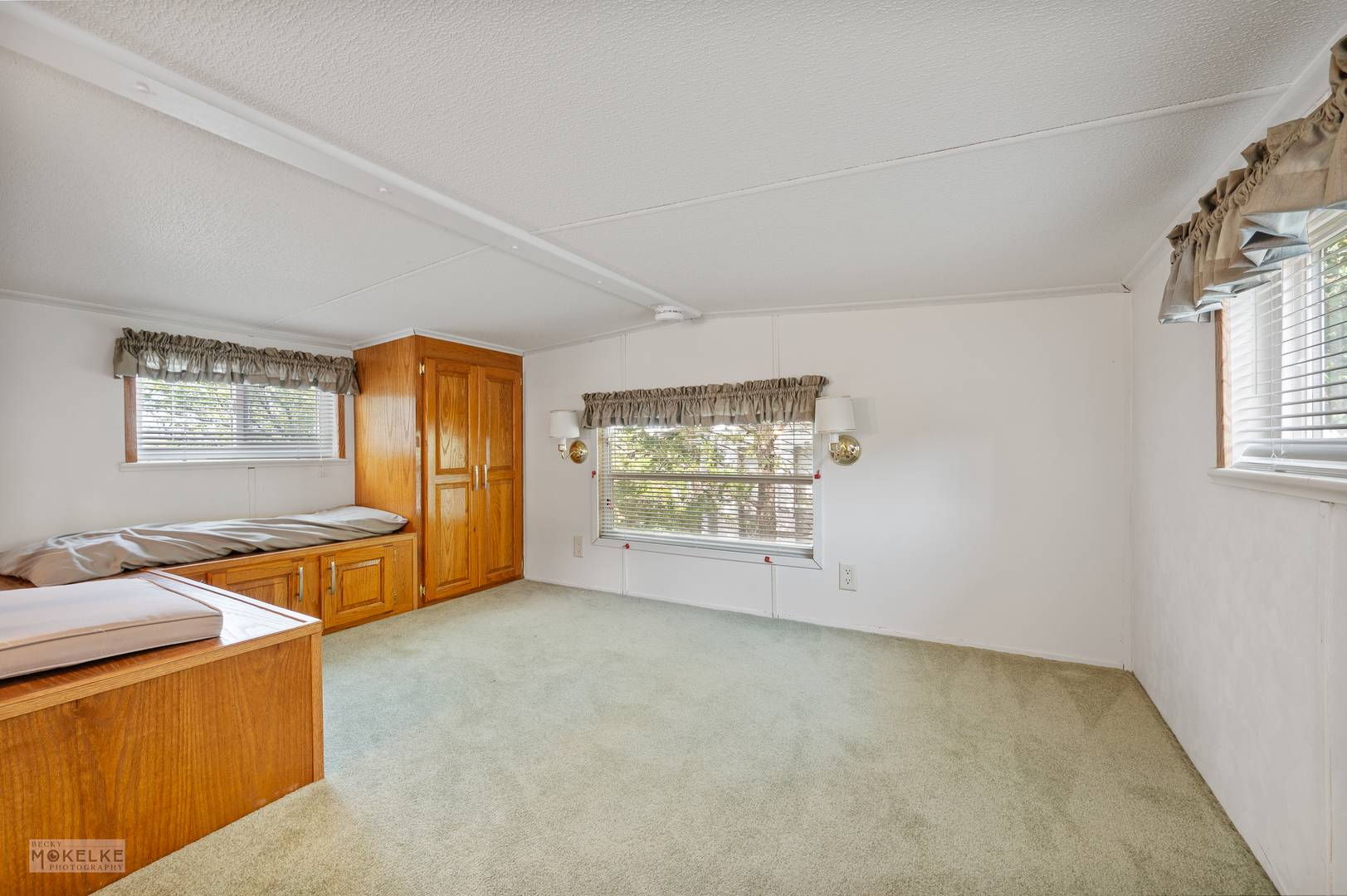 17 Hole In The Wall Road Wilmington, IL 60481 - Photo 12 of 29 Gallery Image 12