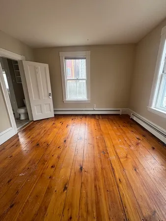 $2,750 | 9 Darling Street, Unit 1, Marblehead, MA 01945