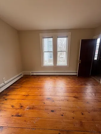 $2,750 | 9 Darling Street, Unit 1, Marblehead, MA 01945