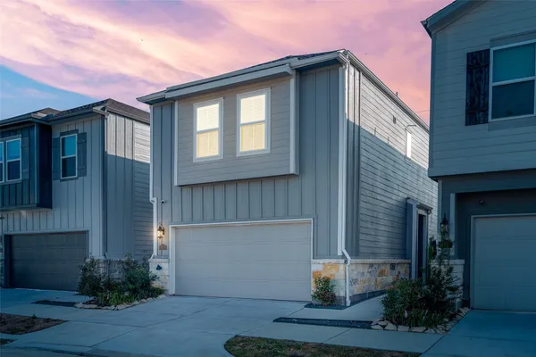 $2,100 | 14719 Silent Gulf Avenue, Houston, TX 77082