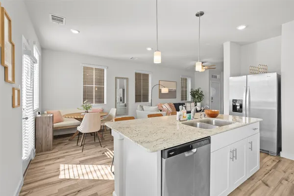 $2,100 | 14719 Silent Gulf Avenue, Houston, TX 77082