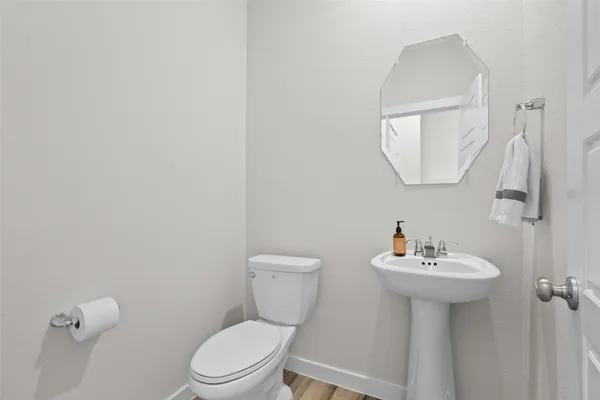 $2,100 | 14719 Silent Gulf Avenue, Houston, TX 77082