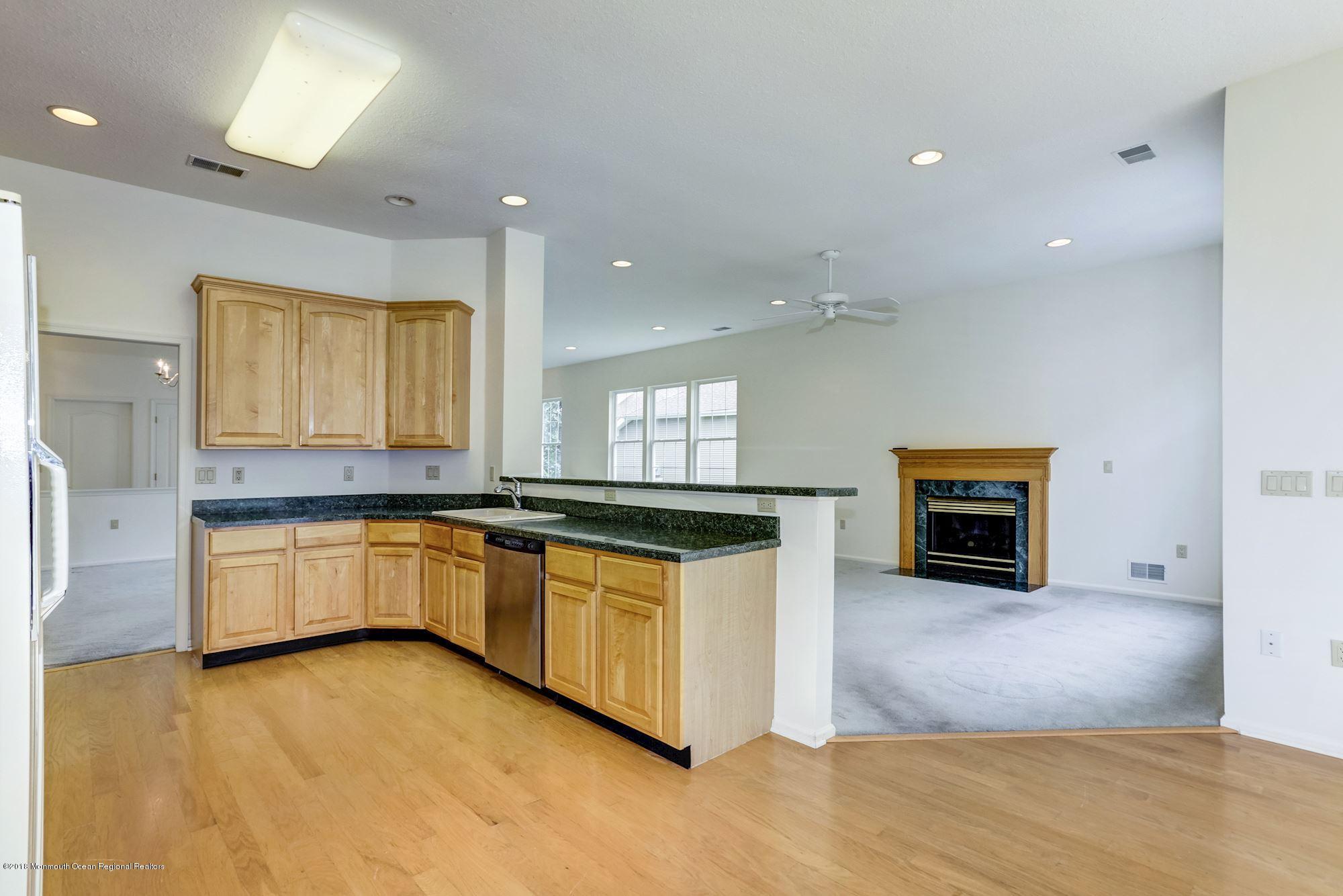 2537 Morningstar Road Manasquan, NJ 08736 - Photo 28 of 54 Kitchen