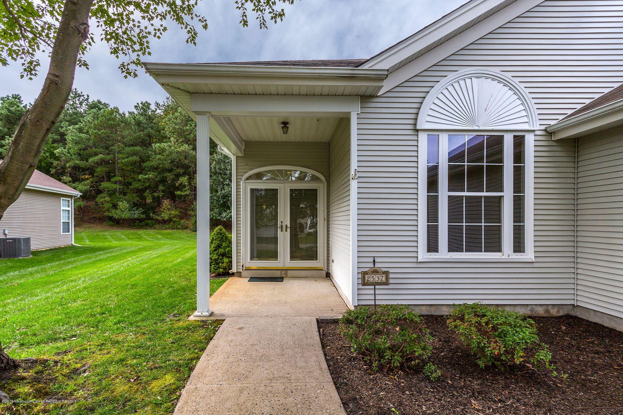 2537 Morningstar Road Manasquan, NJ 08736 - Photo 6 of 54 007_2537_Morningstar_Rd_244411_376543