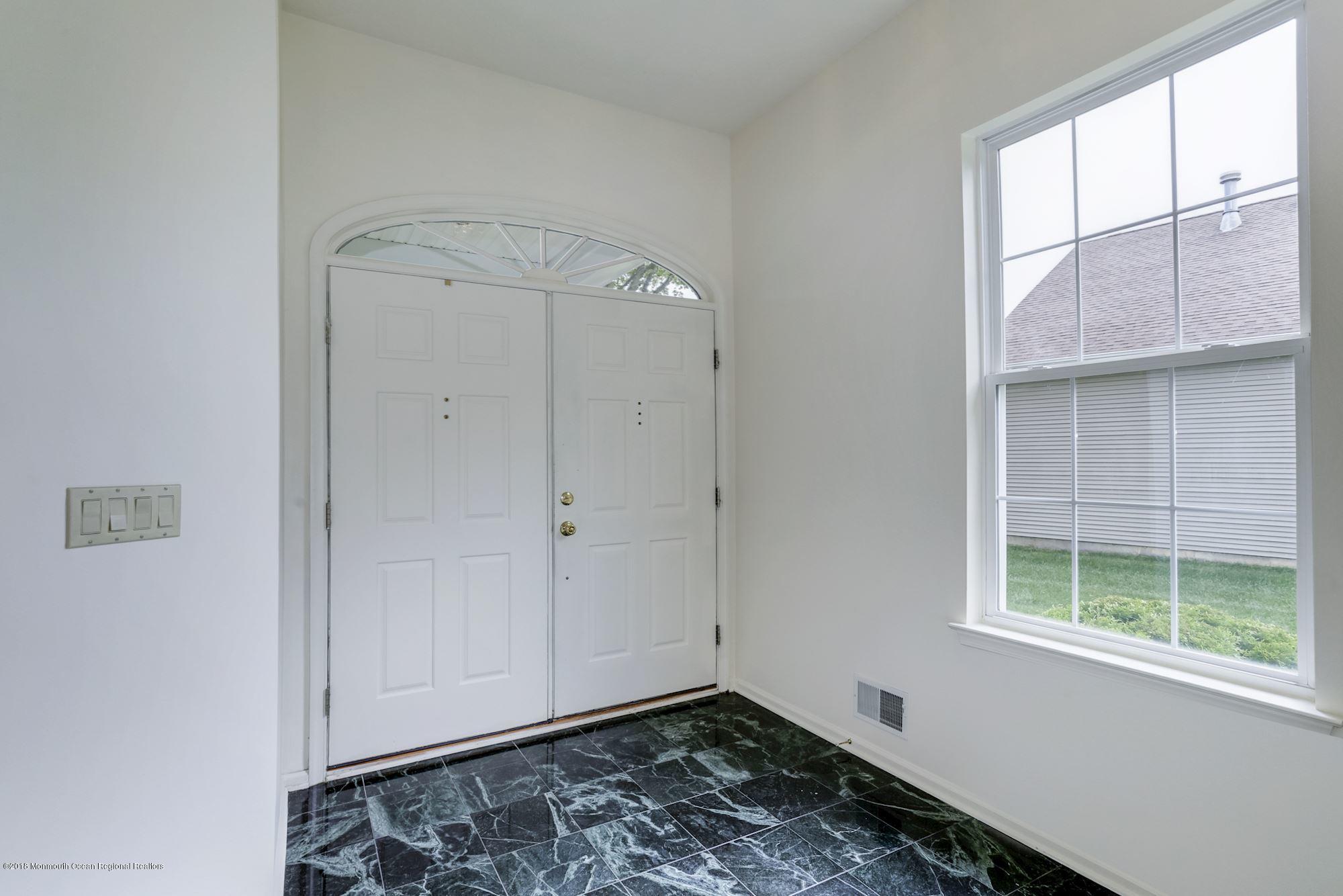 2537 Morningstar Road Manasquan, NJ 08736 - Photo 7 of 54 Foyer