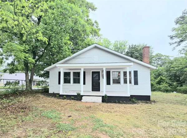 $215,000 | 357 8th Ave Drive Southwest, Hickory, NC 28602