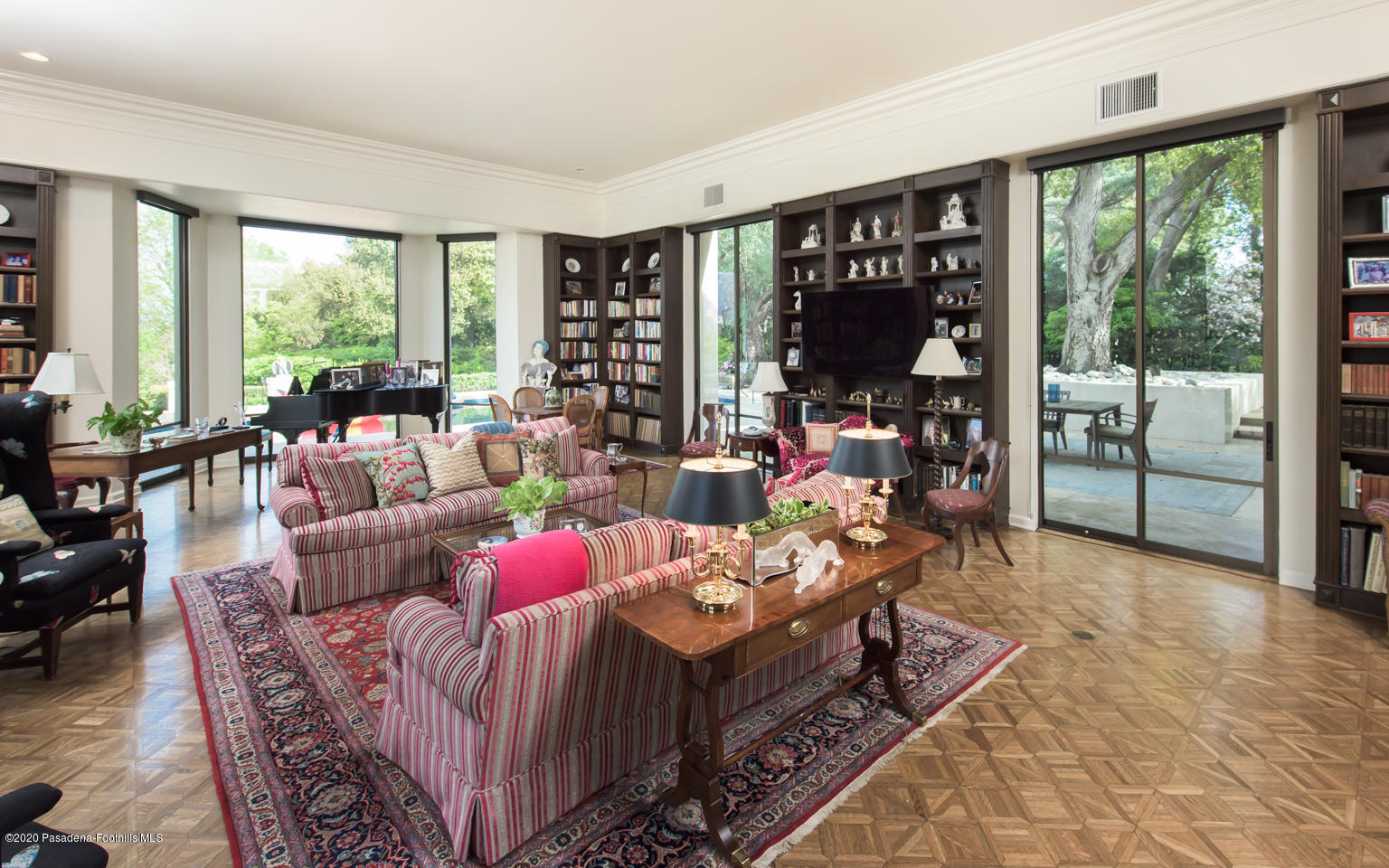 988 Buckingham Place Pasadena, CA 91105 - Photo 8 of 38 a living room with furniture and floor to ceiling window