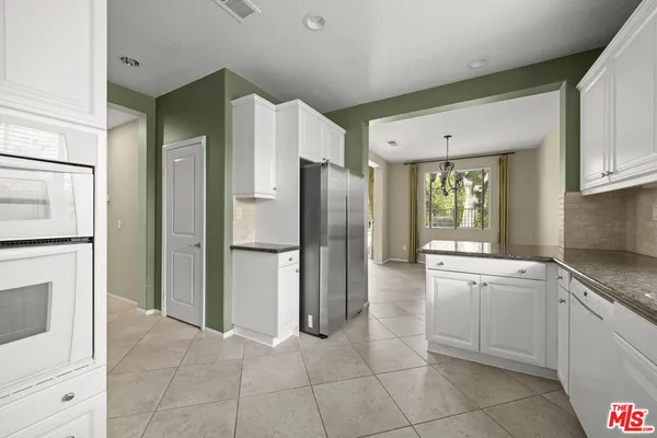 $5,000 | 631 Clearwater Creek Drive, Unit 30, Thousand Oaks, CA 91320