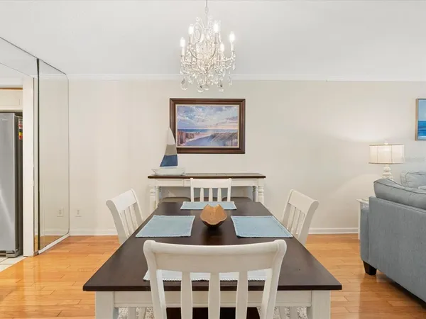 $4,400 | 2900 Gulf Boulevard, Unit 211, Belleair Beach, FL 33786