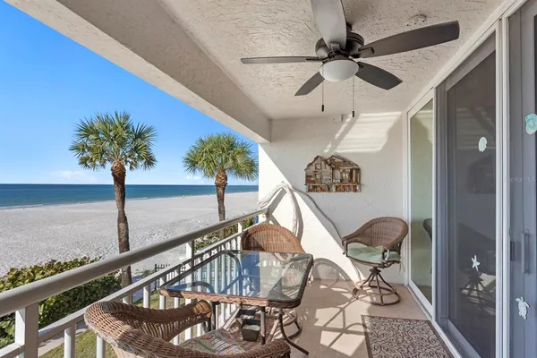 $4,400 | 2900 Gulf Boulevard, Unit 211, Belleair Beach, FL 33786