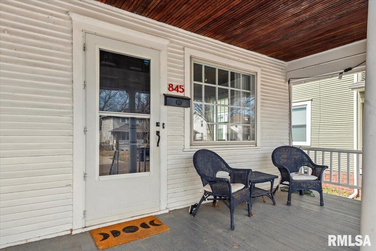 845 South Columbia Avenue Springfield, IL 62704 - Photo 3 of 25