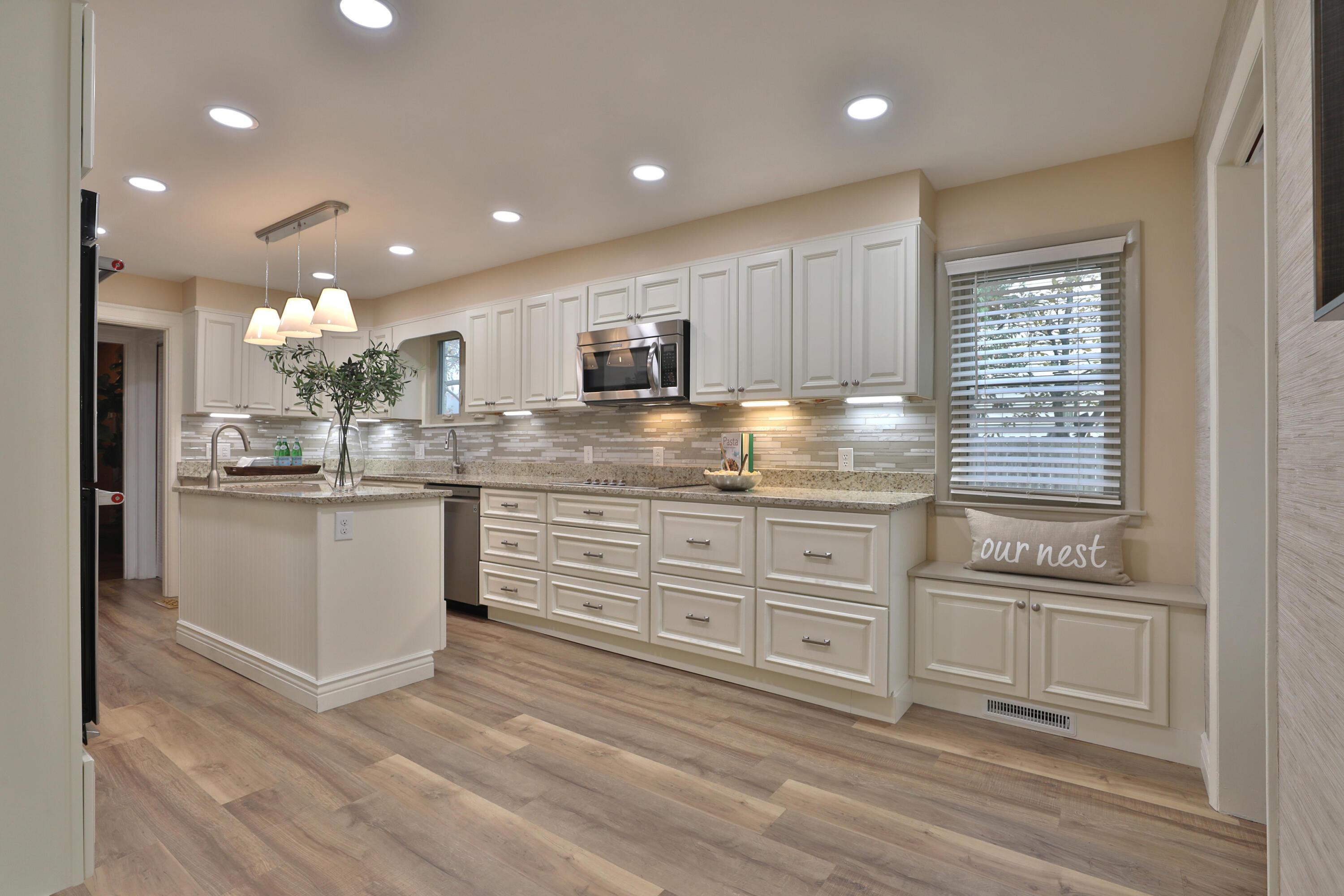 92 North Ardmore Road Bexley, OH 43209 - Photo 17 of 54 Chef's kitchen
