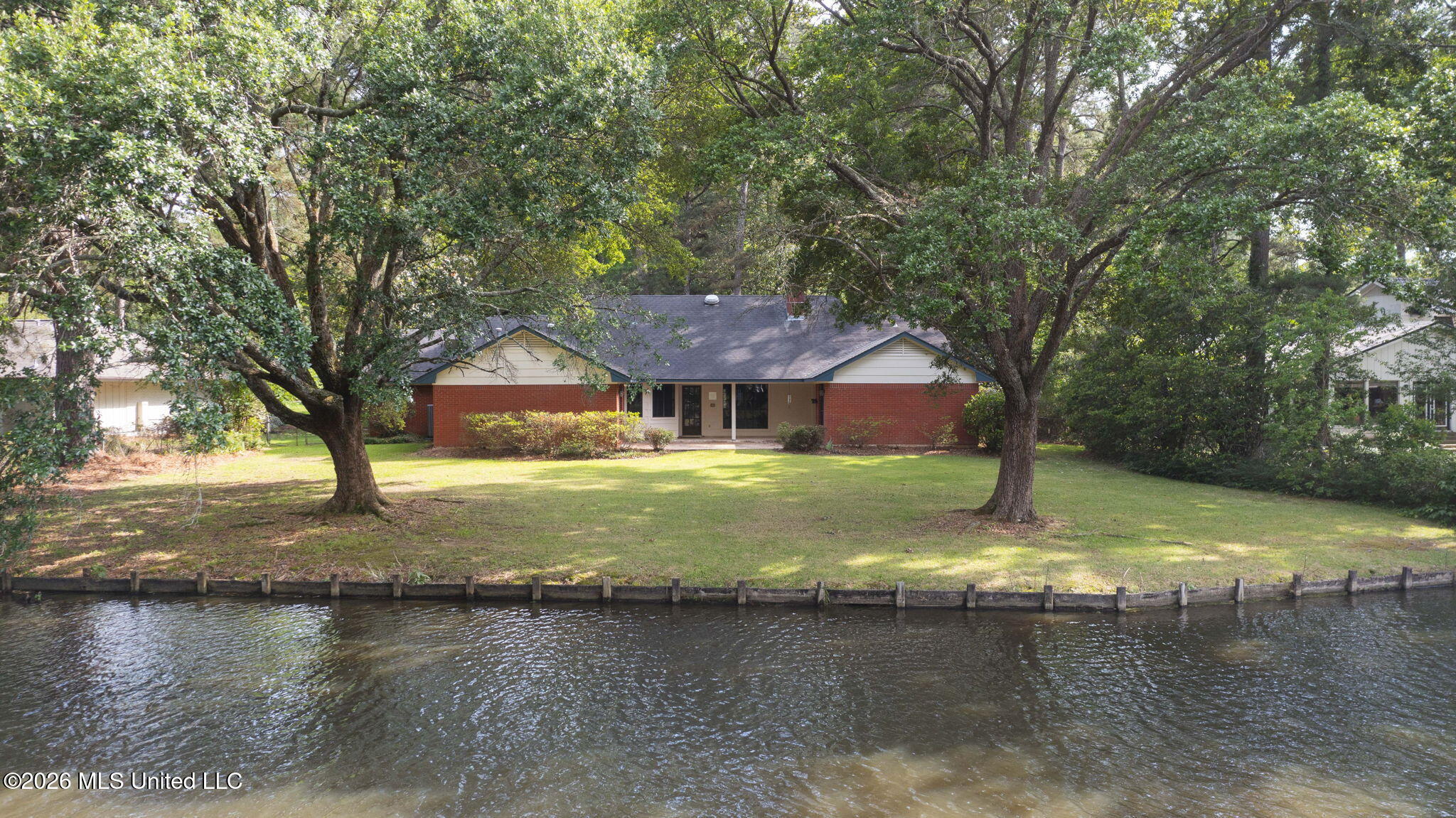 56-web-or-mls-312 Glen Cv-54