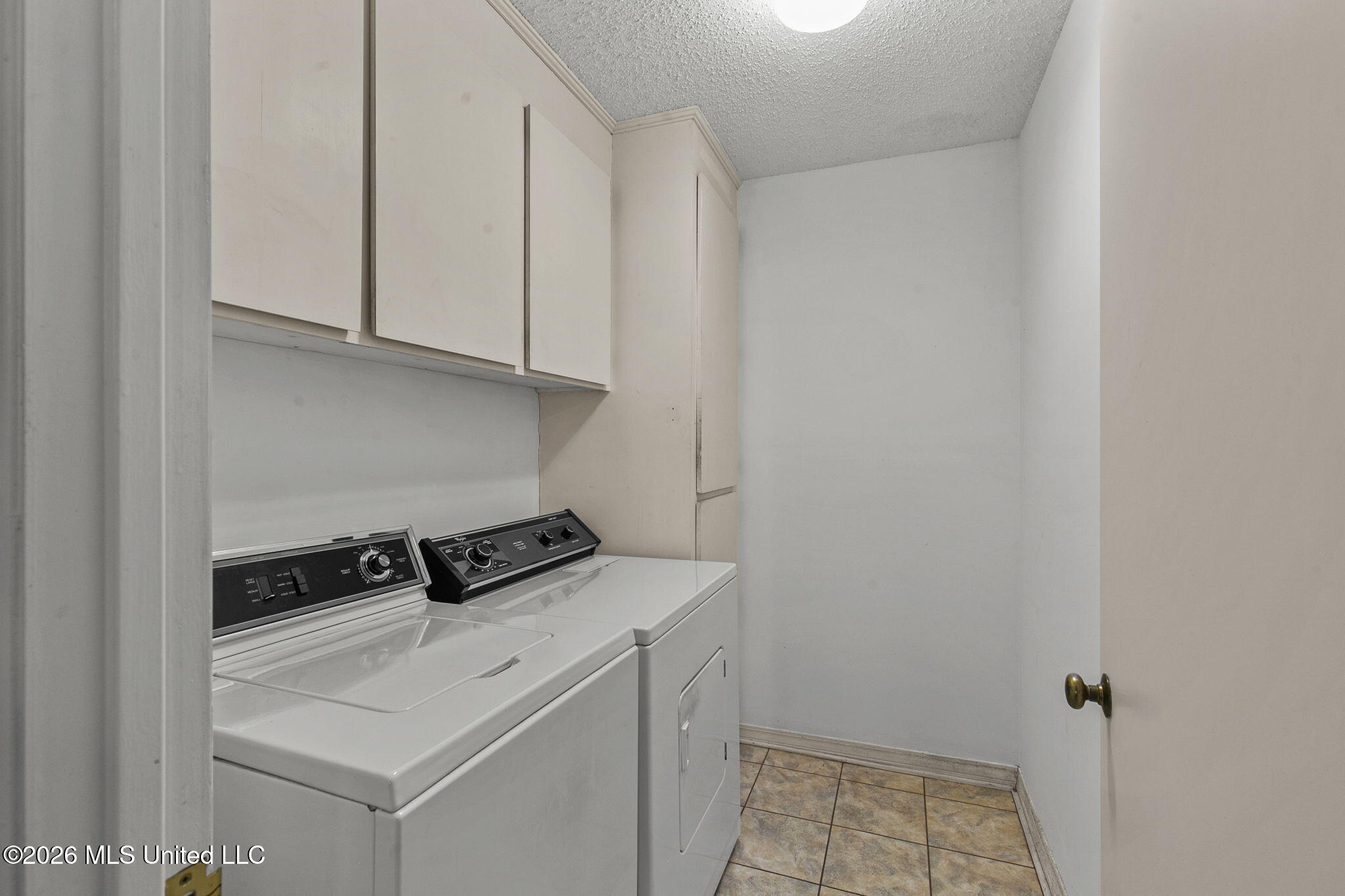 312 Glen Cove Road Brandon, MS 39047 - Photo 11 of 36 17-web-or-mls-312 Glen Cv-17