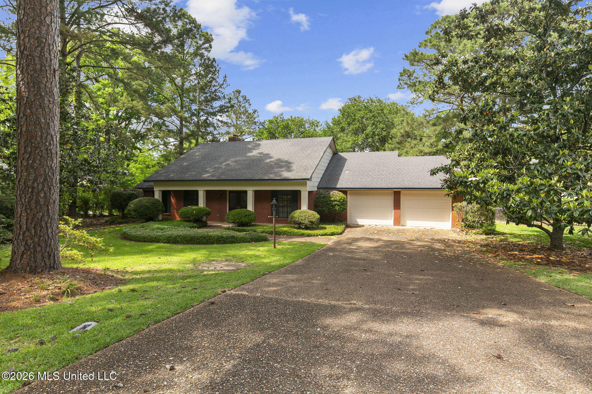 312 Glen Cove Road Brandon, MS 39047 - Photo 2 of 36 1-web-or-mls-312 Glen Cv-1