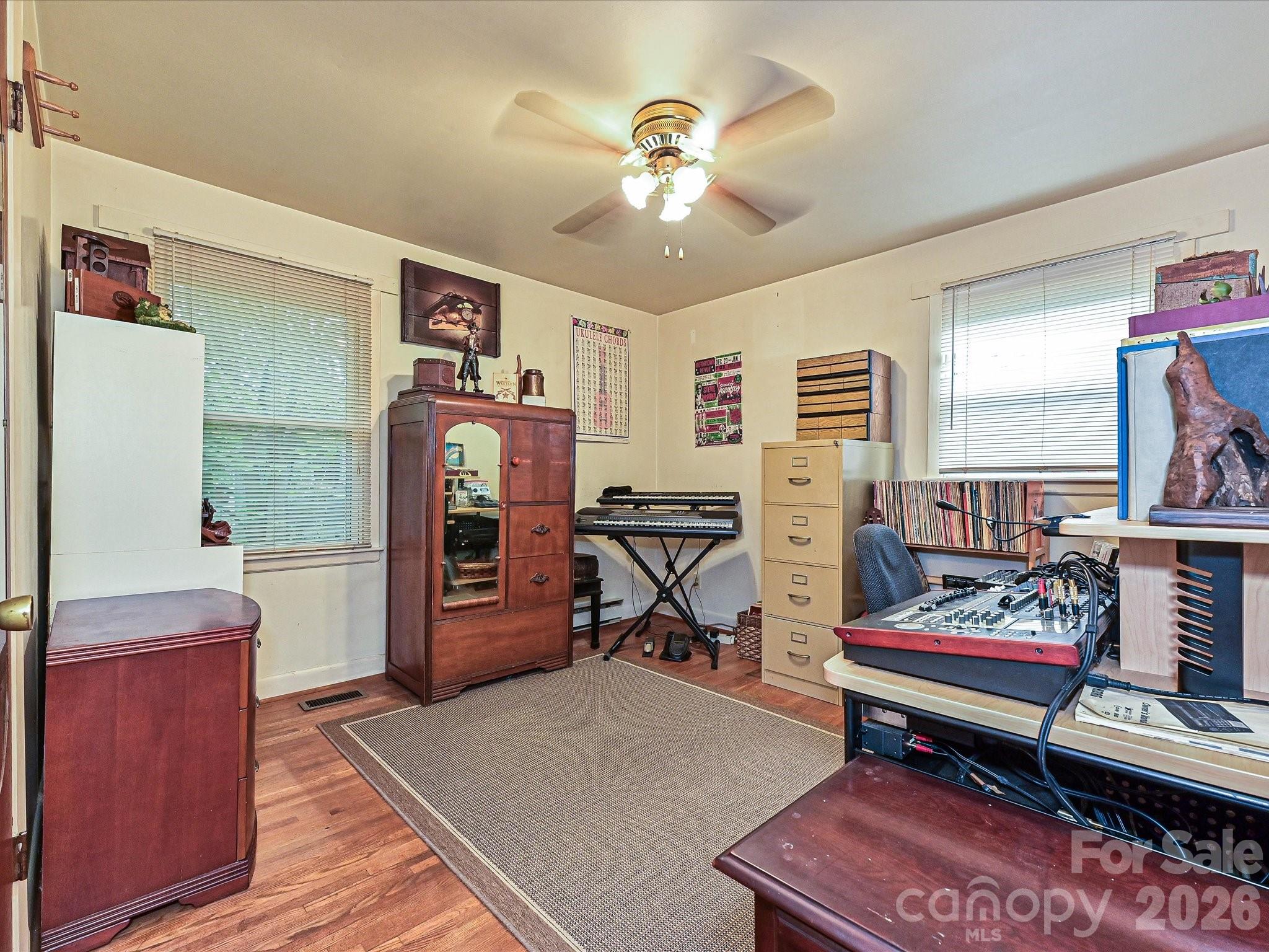 720 Aintree Road Charlotte, NC 28215 - Photo 16 of 27 Gallery Image 16