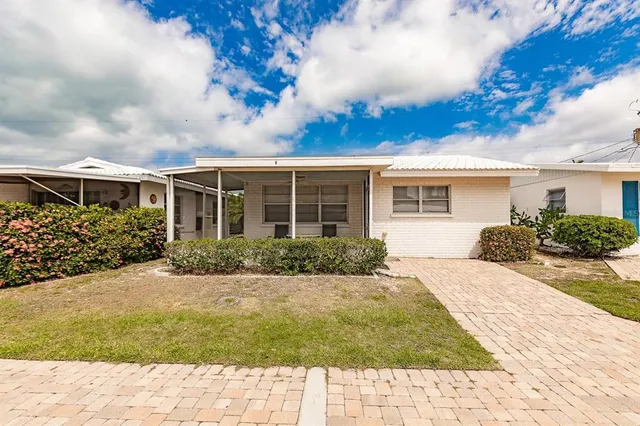 $8,370 | 6020 Midnight Pass Road, Unit 8, Sarasota, FL 34242