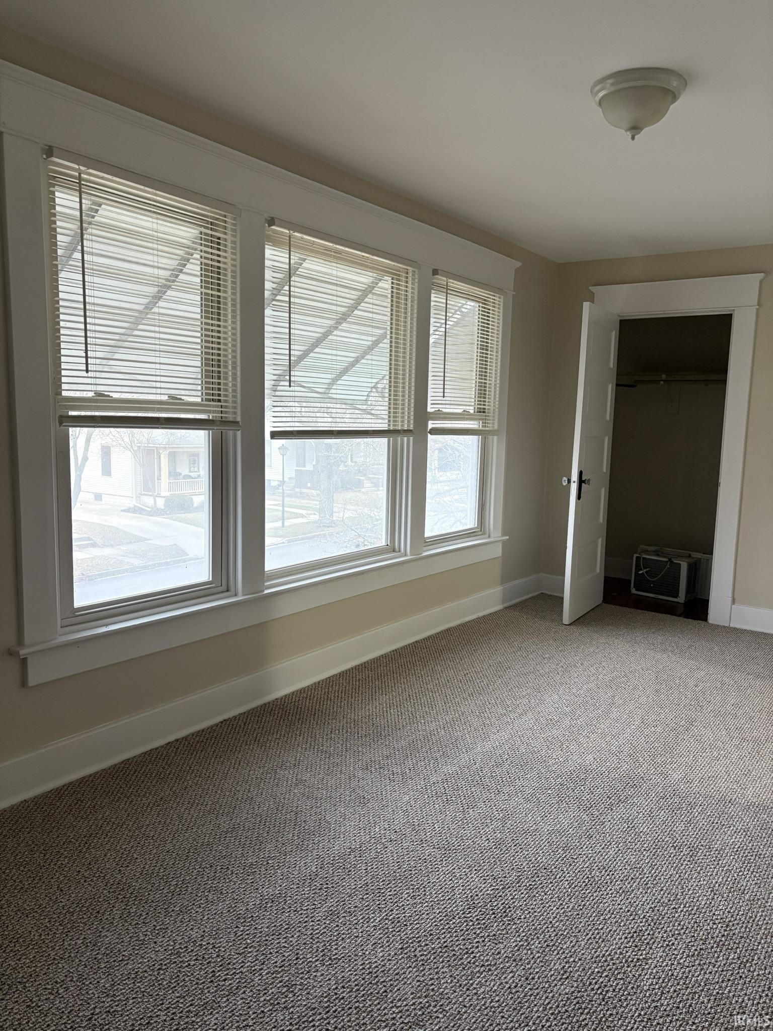 1702 Crescent Avenue Fort Wayne, IN 46805 - Photo 8 of 10