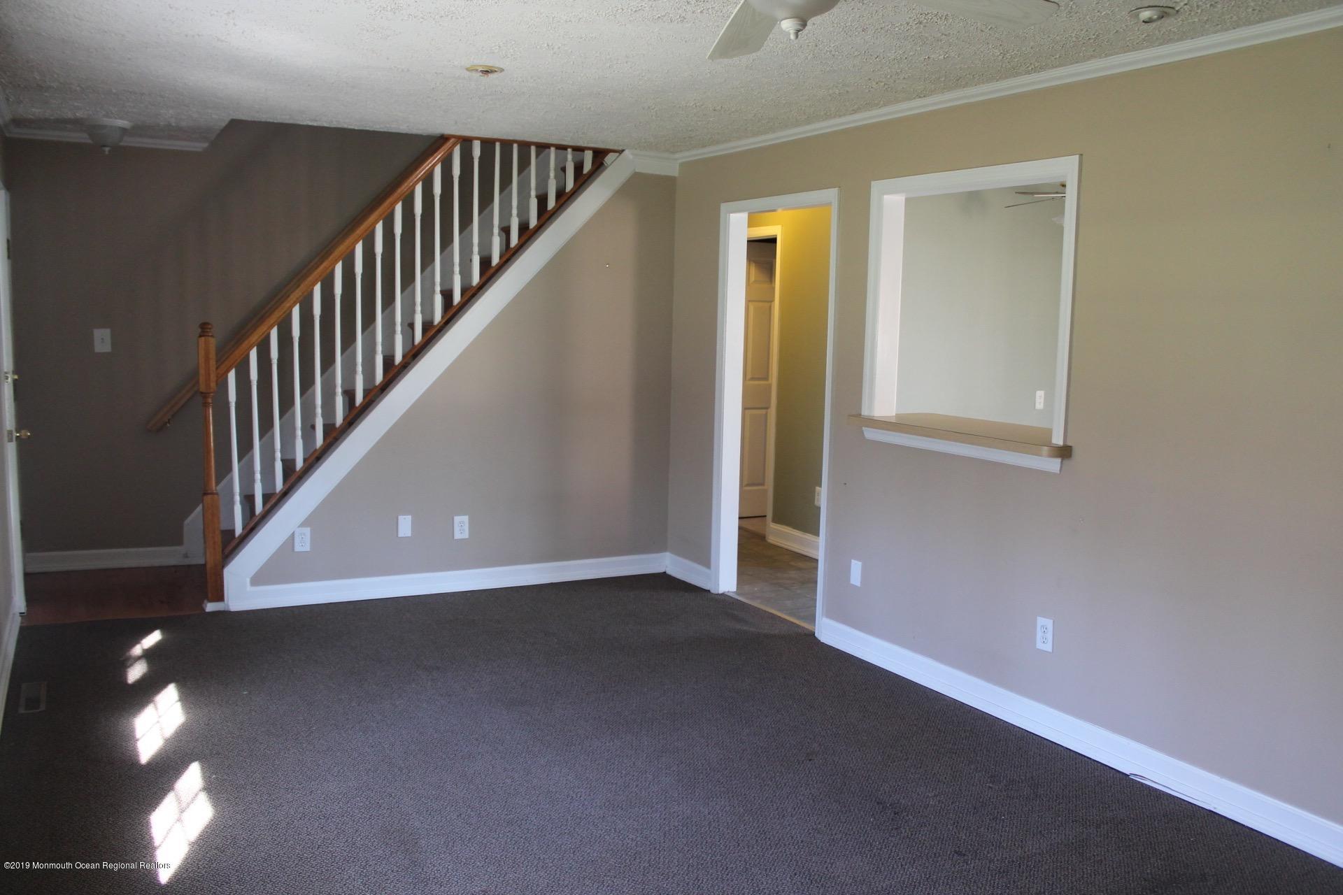 205 West Millstream Road Cream Ridge, NJ 08514 - Photo 14 of 23 IMG_4218