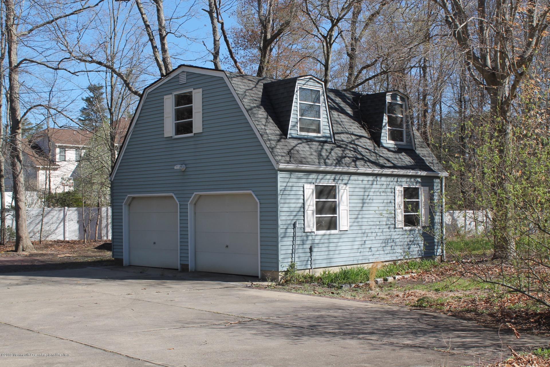205 West Millstream Road Cream Ridge, NJ 08514 - Photo 6 of 23 IMG_4196