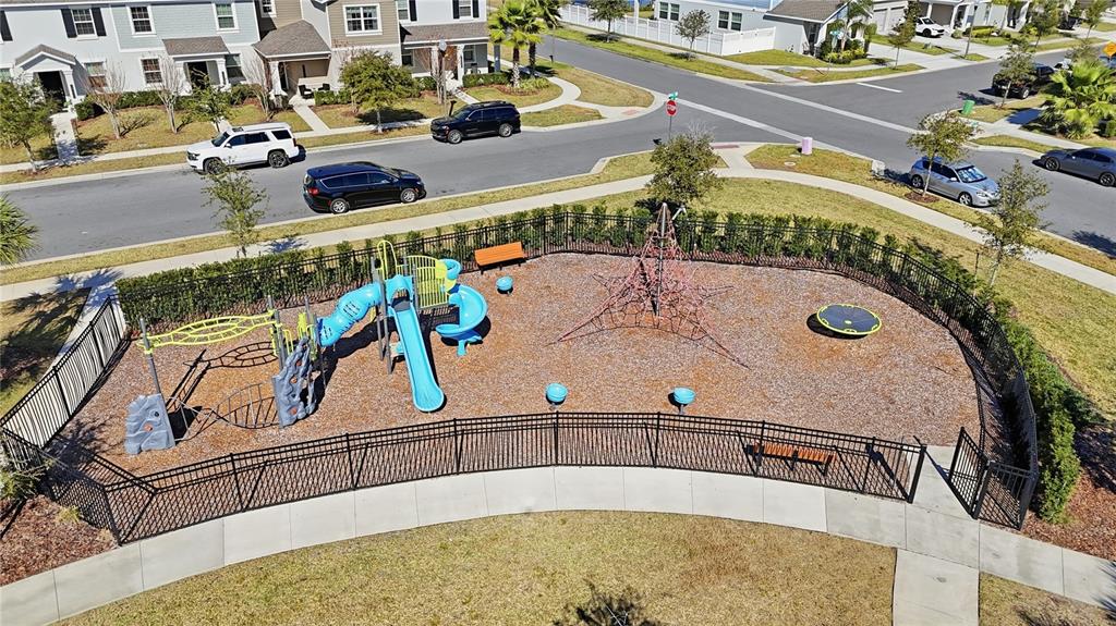 15609 Water Spring Boulevard Winter Garden, FL 34787 - Photo 35 of 36 a view of parking area