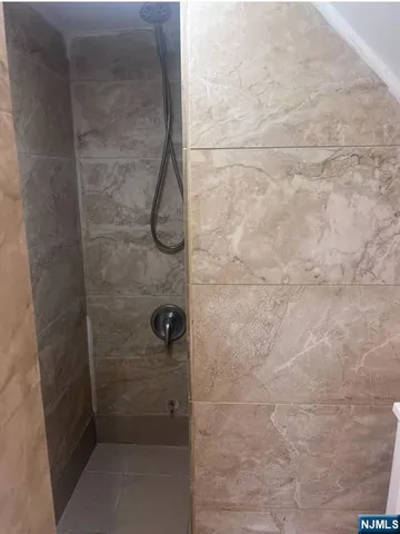 $2,900 | 13 Spencer Place, Garfield, NJ 07026