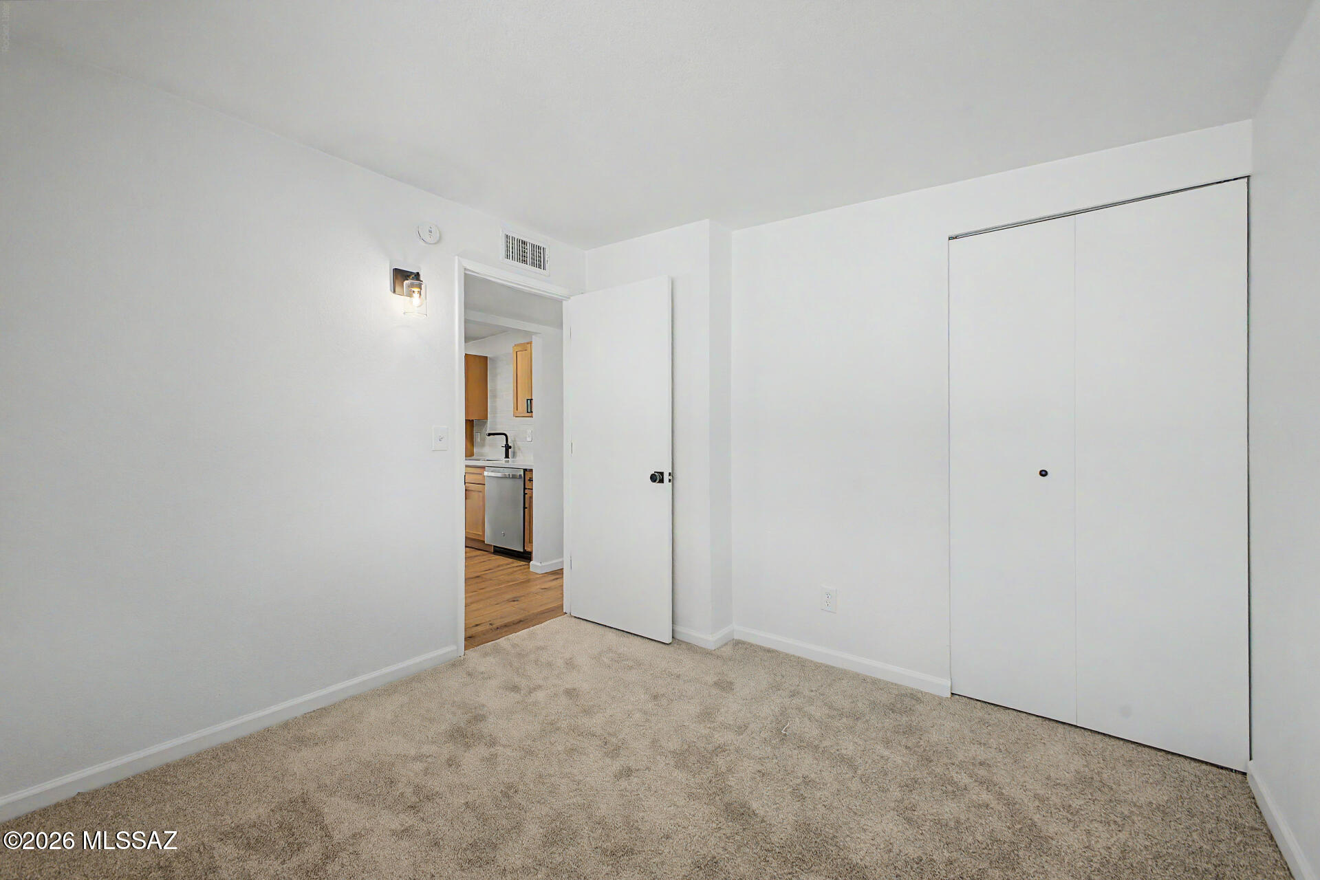 3402 South Kolb Road Tucson, AZ 85730 - Photo 17 of 32 a view of an empty room