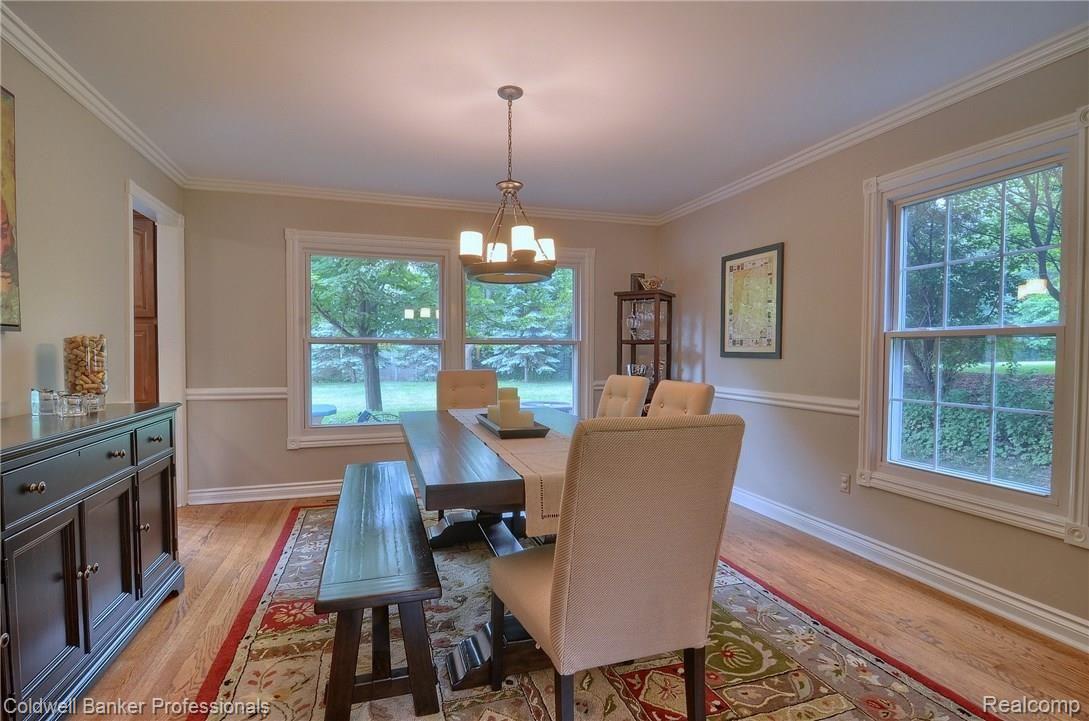 836 Foxhall Road Bloomfield Hills, MI 48304 - Photo 12 of 31 Dining_Room.jpg