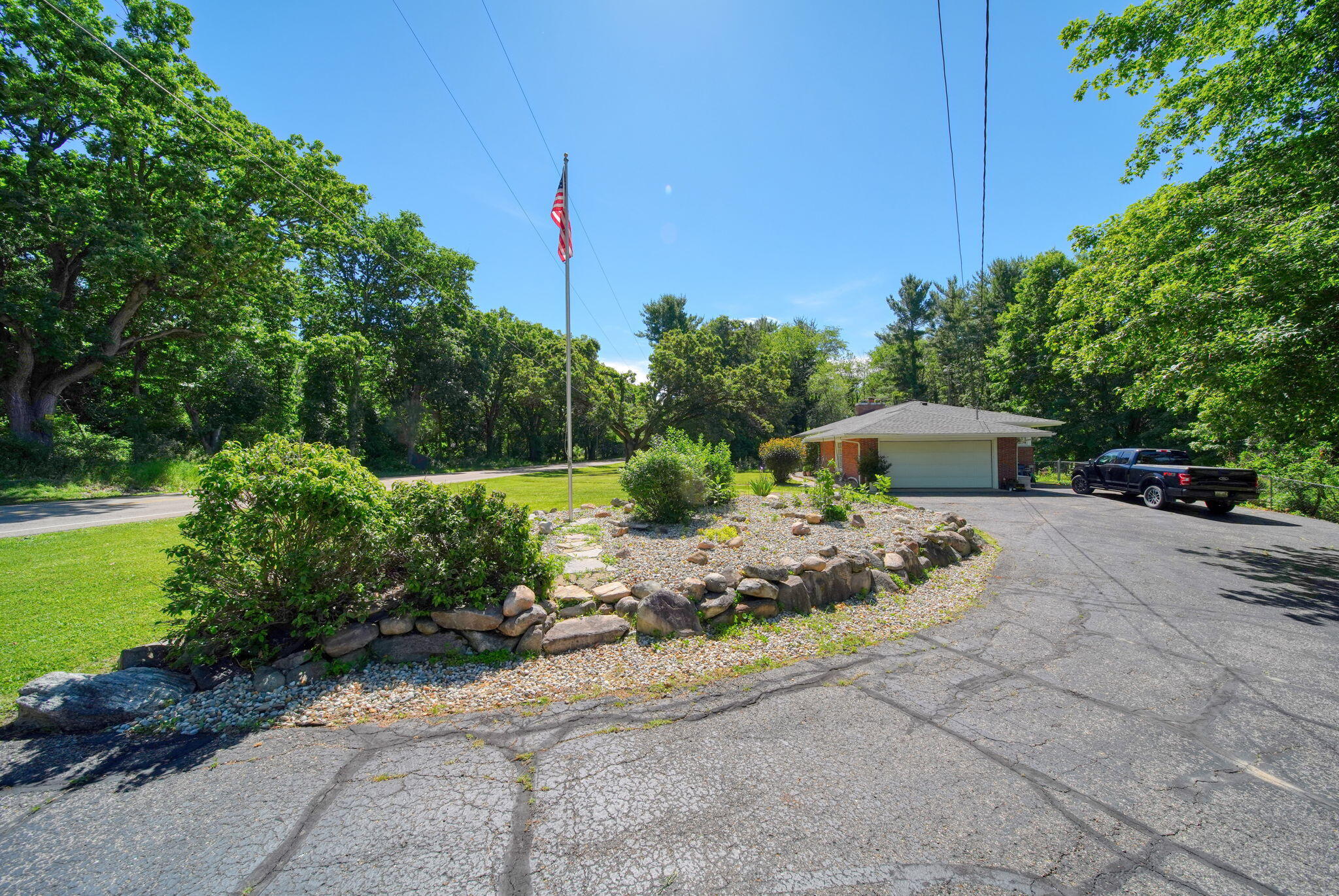 29260 Albion Road Albion, MI 49224 - Photo 4 of 54 55-web-or-mls-DSC06545_HDR