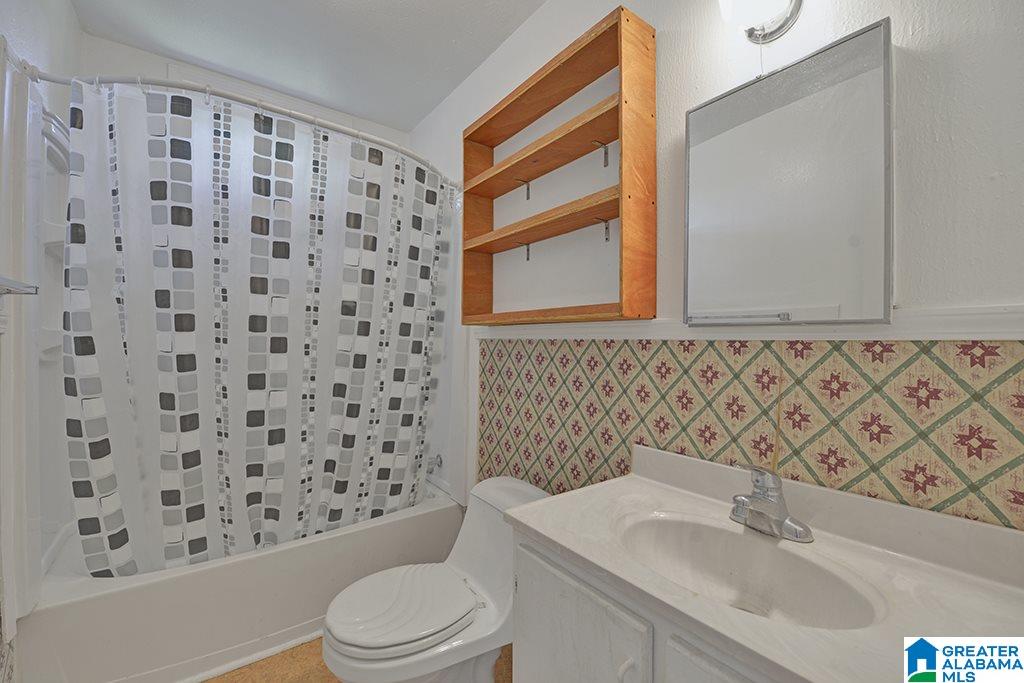 1221 Friendship Road Oxford, AL 36203 - Photo 13 of 17