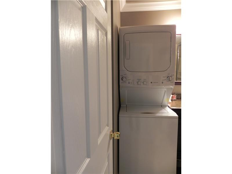 8642 Chevy Chase Drive, Unit 138 Boca Raton, FL 33433 - Photo 14 of 18 Laundry Room