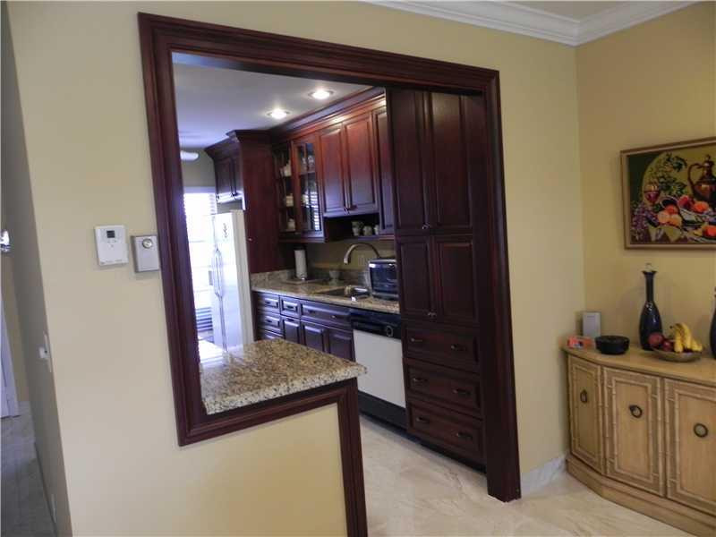 8642 Chevy Chase Drive, Unit 138 Boca Raton, FL 33433 - Photo 7 of 18 Dining Room