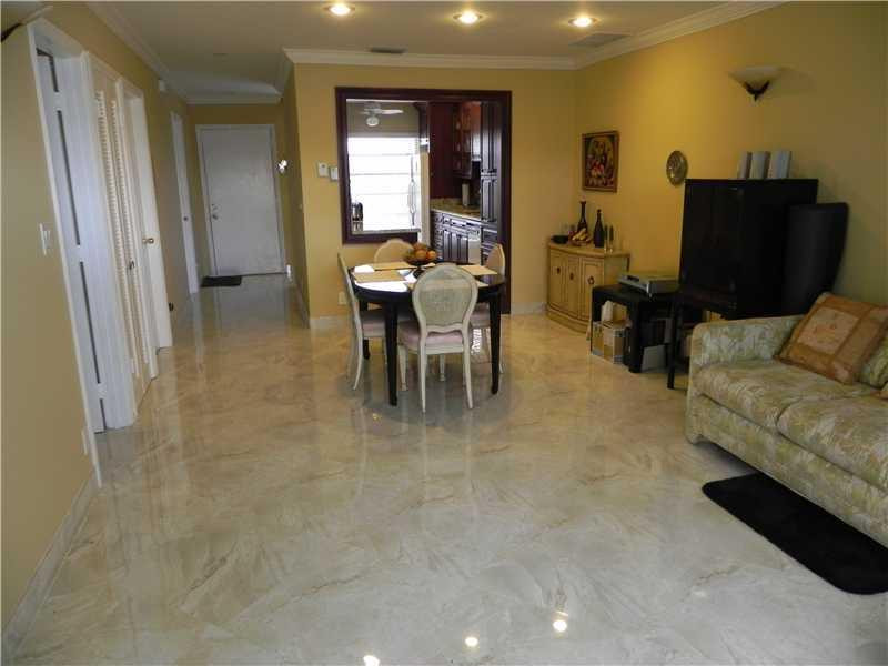 8642 Chevy Chase Drive, Unit 138 Boca Raton, FL 33433 - Photo 9 of 18 Dining Room