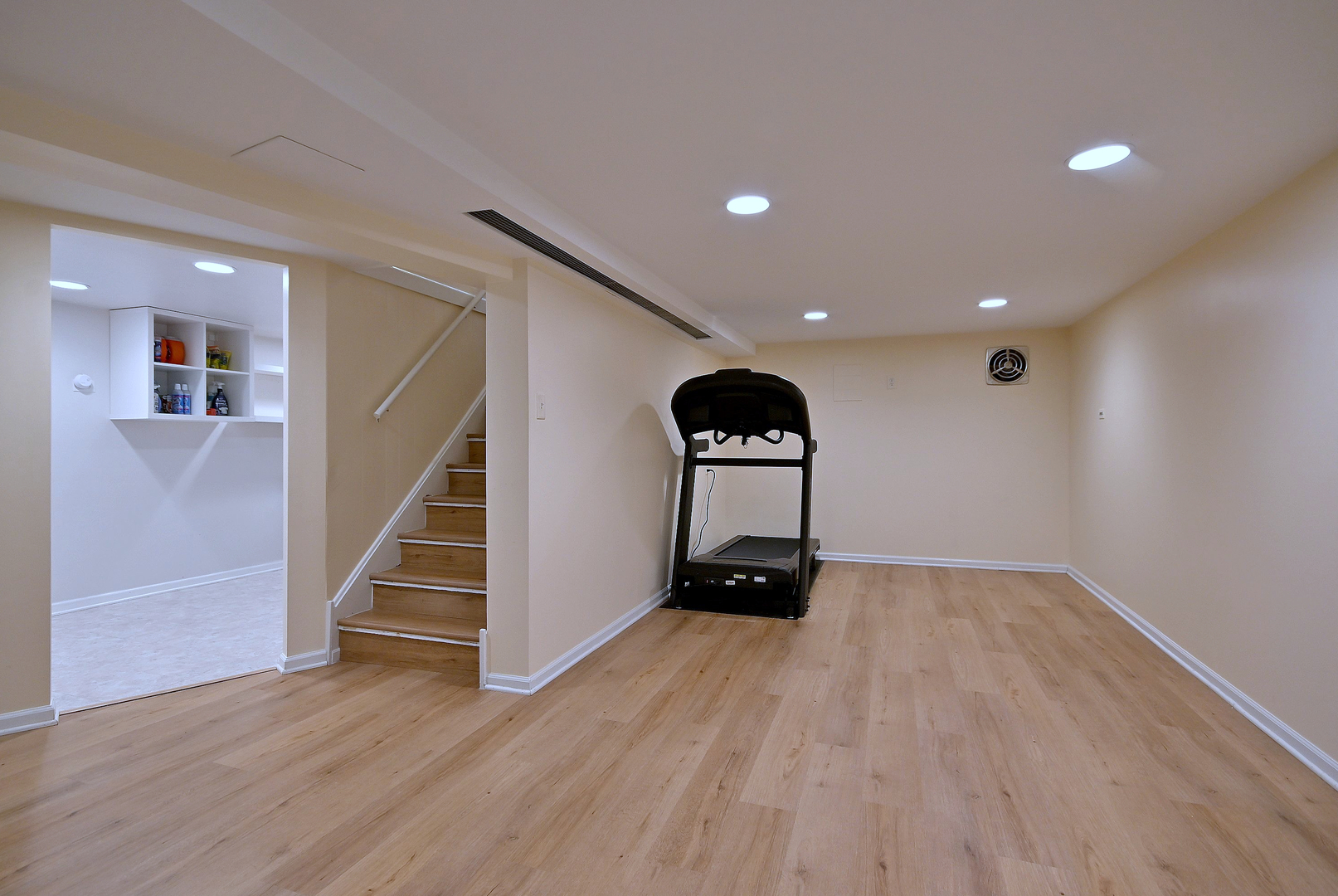 8107 West Irving Park Road Chicago, IL 60634 - Photo 25 of 37