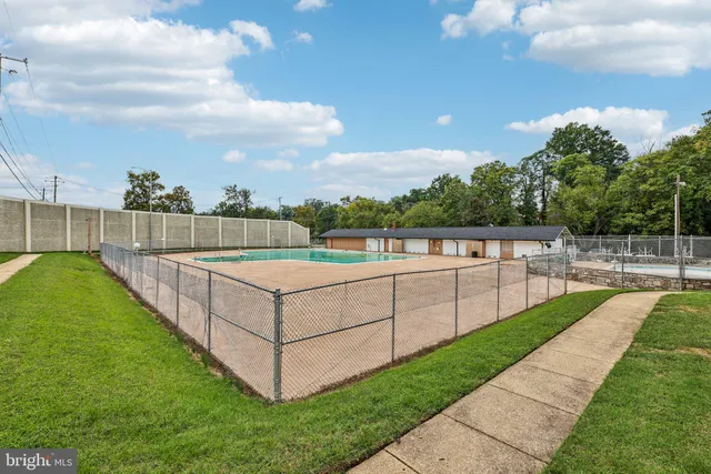 $116,000 | 507 Wilson Bridge Drive, Unit 6706 A2, Oxon Hill, MD 20745