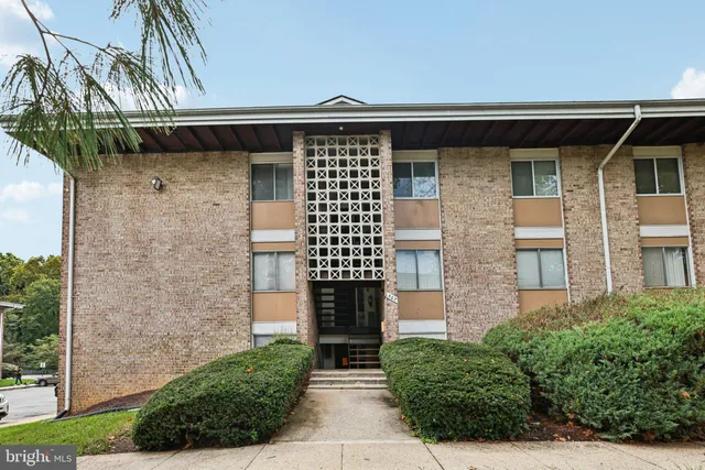 $116,000 | 507 Wilson Bridge Drive, Unit 6706 A2, Oxon Hill, MD 20745